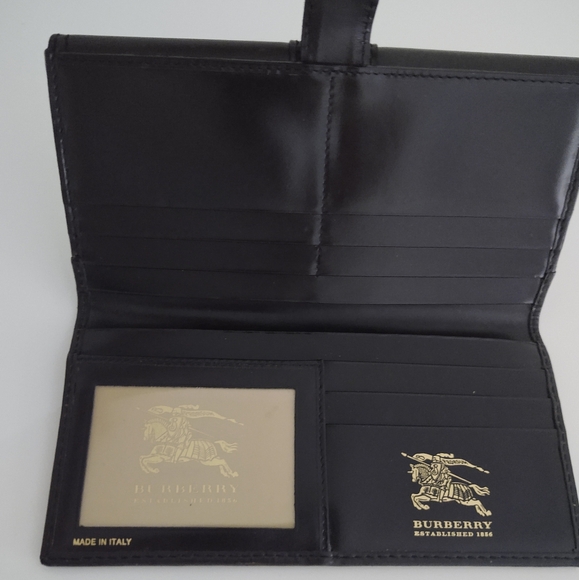 Burberry Haymarket Wallet - Picture 6 of 7